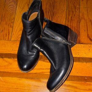 Lucky Brand Black Leather Ankle Booties
